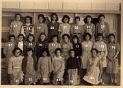 ECOLE D HAMMAM BOU HADJAR FILLES 1954 CM2